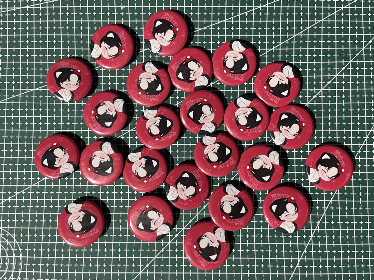 butterfly_Sell's tweet photo. *แก้บน ส่วนตัวค่ะ🥹

♡ รีทวิต สุ่มแจก ผลิตเข็มกลัดจิ๋ว 3.2cm

♡ 10 คน คนละ 10 ชิ้น❗️
🚗 Free ไม่มีค่าใช้จ่าย

⬇️เงื่อนไข⬇️
1.เมื่อสุ่มแล้ว ขอคนที่สะดวกเทียบไฟล์กับเทมเพลตของเรา ให้พร้อมผลิต &amp;เราไม่รับออกแบบหรือแก้ไฟล์ใดๆทั้งสิ้นค่ะ🙏🏻
2.ได้รับแล้วสะดวกแปะรีวิวน้า

#บตฟเฉพาะกิจ https://t.co/EkQORolMND