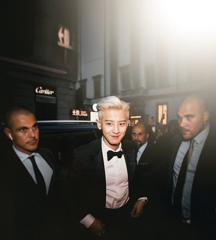 cyhourly's tweet photo. 엑소 박찬열  #CHANYEOL #찬열 https://t.co/PiPyAU5gh1