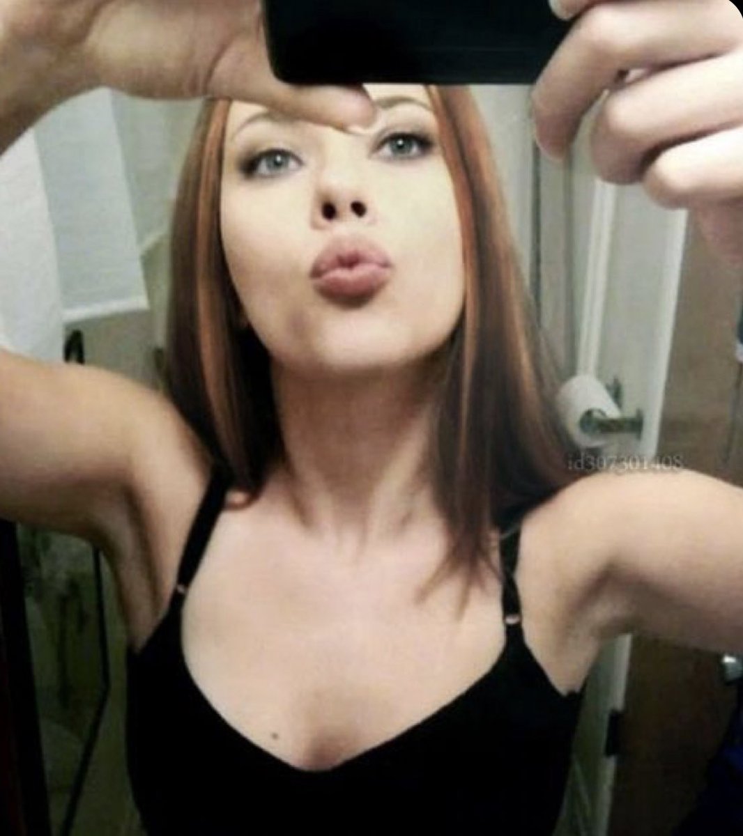 the botanist has learned how to take a selfie.

 don’t make fun of her..