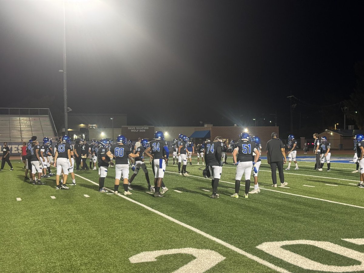 JUSTCHILLY's tweet photo. Freshmen scoreboard
Chandler 5️⃣1️⃣
Williams Field 3️⃣5️⃣

Drop your scores below ⬇️ 

29s that stood out:
Williams Field
ATH DJ Jestis
WR Austin Smith
DL Sebastian Francisco
OL Quincey Berry-Calhoun
OL Kevin Frye
QB Jacob Coutts
ATH Jacob Arellano
DB Camden Bonjour

Chandler
QB Cade Davis 
RB AJ Anderson
ATH Lincoln Davis 
DB JJ Richardson
OL Peter Diaz
OL/DL AJ Miller 
OL Justin Keohane
DB/ATH Greg Juma Guerre
RB Brian Flores
DL Cruz Guerrero 
RB Karlo Artuz
DB Dominique Alexander