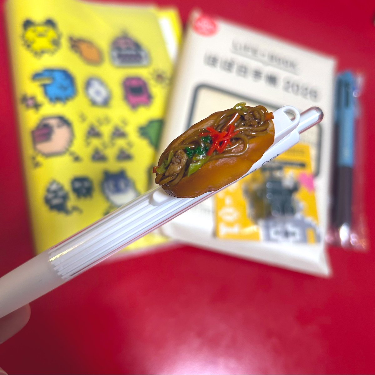 11_1moon's tweet photo. ほぼ日届いた！ボールペン愉快すぎる https://t.co/lFf7vWghTt
