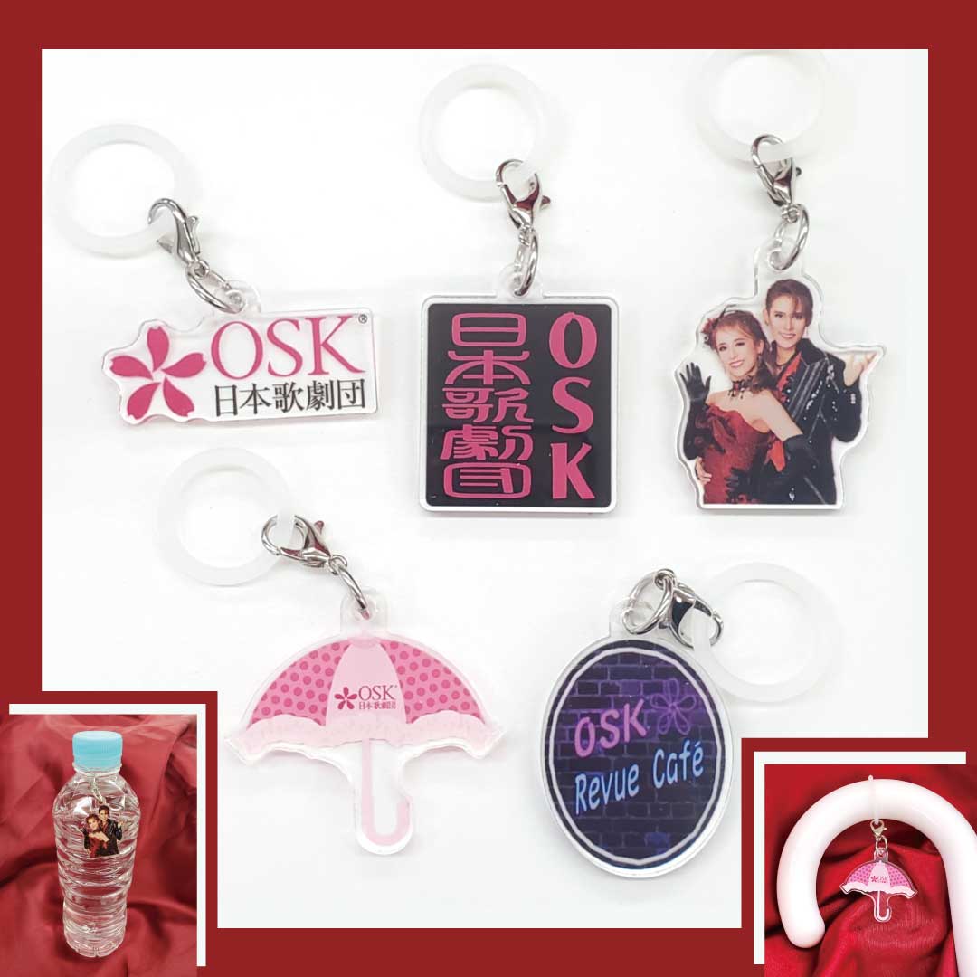 明日19日開幕の「EXPO2025!! REVUE OSAKA」の劇場にて、新作グッズ