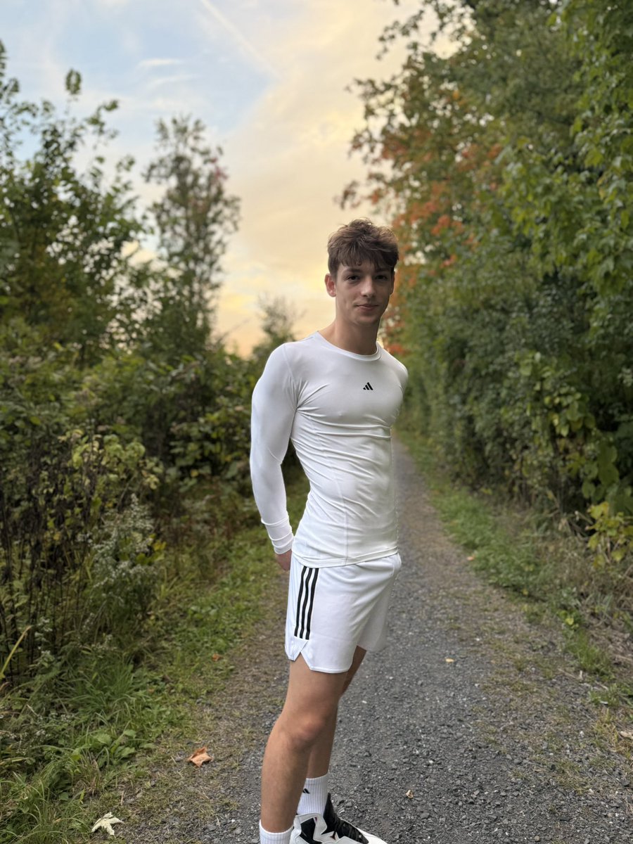 goldenboy24 tweet media