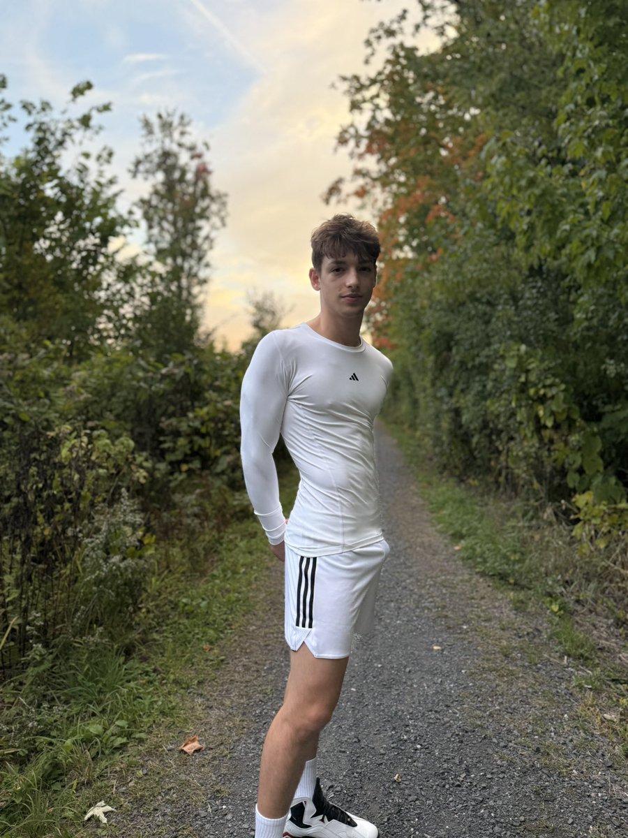 goldenboy24 tweet media