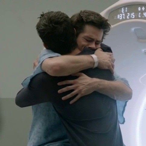 Sam Liam Hale tweet media