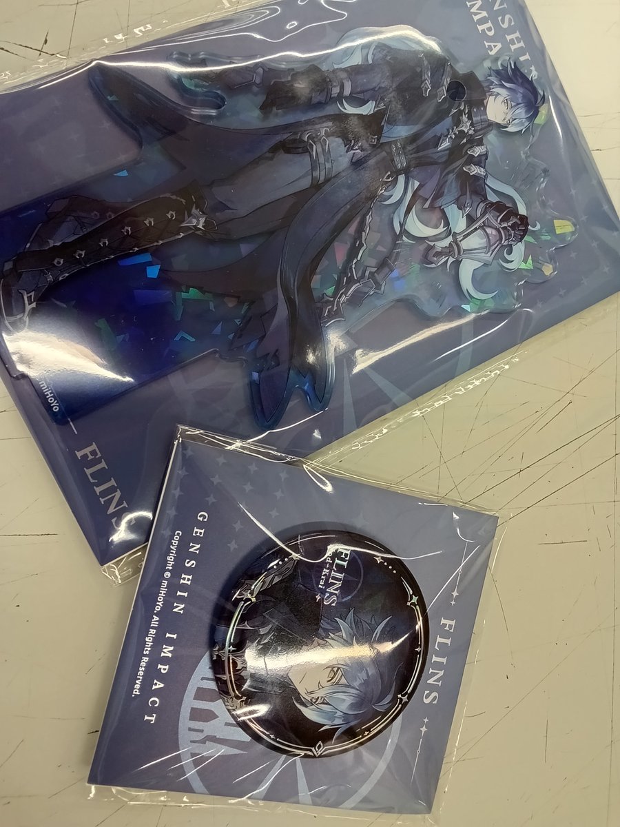 ✨新グッズ入荷✨ 【フリンズ 缶バッジ＆アクリルスタンド】 推しを