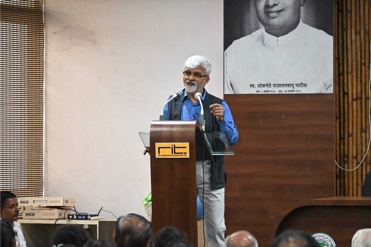 ritindia1983's tweet photo. 🌟 Faculty Interaction @ RIT 🌟
An inspiring session with Hon. Ravindra M. P. &amp; Hon. Vivek Pawar 🚀 sharing insights on tech, leadership &amp; career growth. 💡
Graced by Hon. R. D. Sawant, Secretary KES &amp; Dr. P. V. Kadole, Director RIT 🙏
#RIT #FacultyInteraction #Leadership https://t.co/7jBGkNqXZh