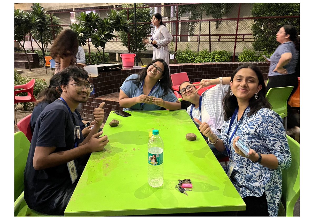 jspc_jgu's tweet image. 🎨 Clay, creativity &amp;amp; community!
On Sept 6, Muddy Paws kicked off 2025-26 with Fresh Prints—a night of pottery, laughter &amp;amp; connection at Hangout. From hand-building to experimenting with tools, every piece was unique, every memory lasting. #FreshPrints #MuddyPaws #StudentLife