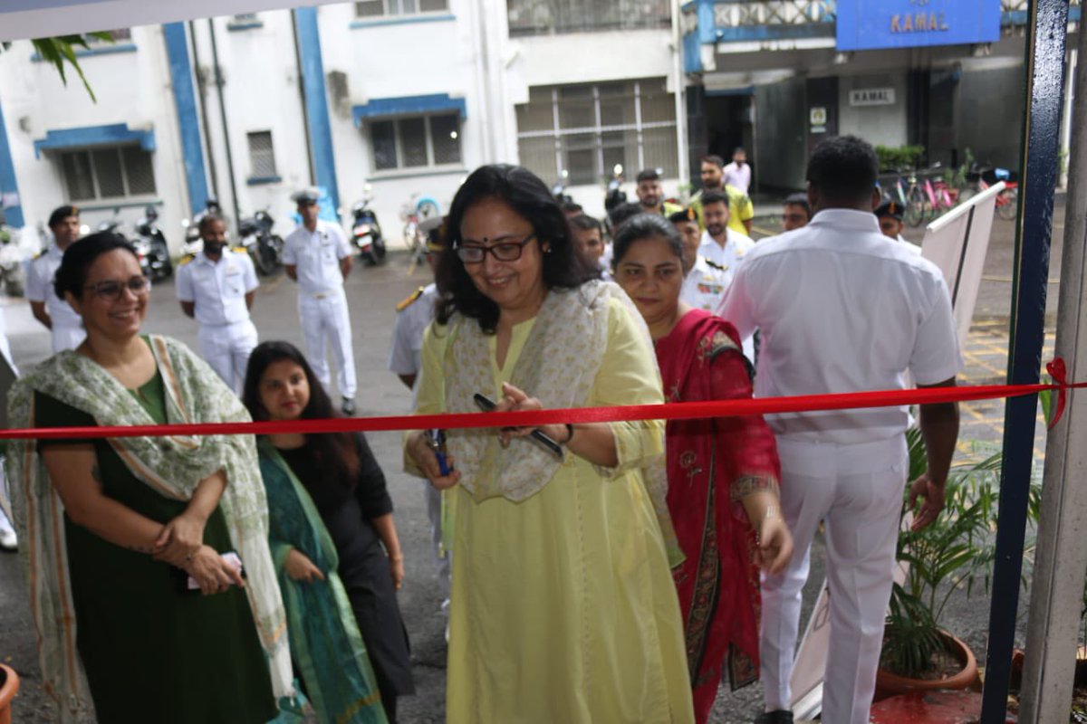 IN_ASVINI's tweet photo. A Dental Camp for school children at Balwadi School of Mumbai station was organised by @NWWA_INDIANNAVY (WR) in collaboration with #INDCDanteshwari and #COMCOS(W). The camp was inaugurated by Mrs Shalini Jaggi, Group Coordinator, Samudri. The team from INDC Danteshwari comprised of 02 Dental Officers including a Paediatric Dentist and Paradental staff. A health talk was delivered by the Paediatric and Preventive Dentist of #INDCDanteshwari to the parents of the school children. Multiple aspects of Dental hygiene for children were elaborated. A thorough dental examination of around 110 children was carried out. A paediatric oral hygiene booklet in Hindi, pamphlets on oral cancer prevention, and dental oral hygiene kits were also distributed to all the children.
@indiannavy
@IN_WNC