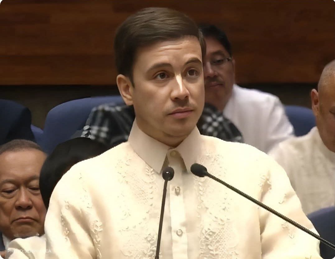 Nice to see again kahapon cong. <a href="/AtaydeArjo/">Arjo Atayde</a> kapit lang kay lord pasasaan ba't malalagpasan mo din nyan with ur very supportive wife, ur family and us, na naniniwala sayo. Lagi ako nagddsal palakasin pa ni lord loob nyong mag asawa.  God Bless you,both! 🤗😘❤️