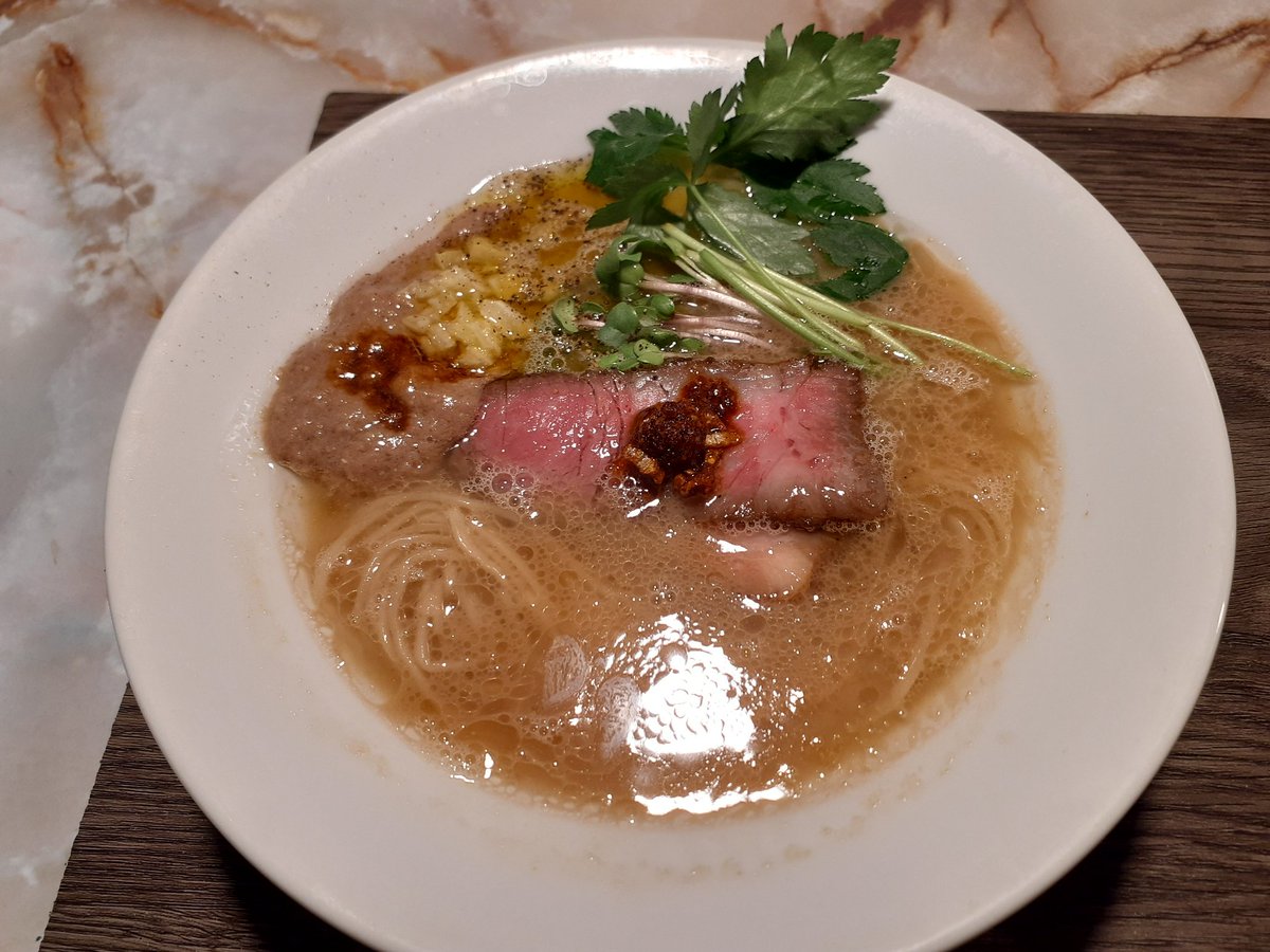 Zbh3lRWPd2rAywU's tweet image. 今日のお昼はimprov.
余りの旨さに度肝抜かれて久しぶりに連食した❕
いい物使って、手間隙かけて、いい仕事してるのが伝わってくる✨
見習わなくては😃
自分も大衆食堂の良さだす努力しなくては❗
#まさか
#improv.