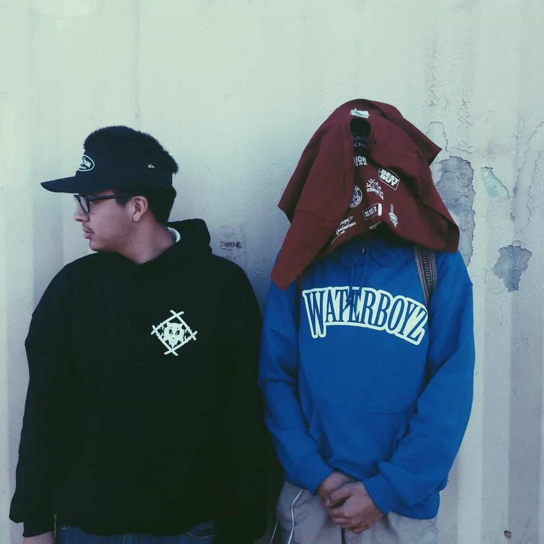 HoodGothh's tweet image. 2014 always covering my face