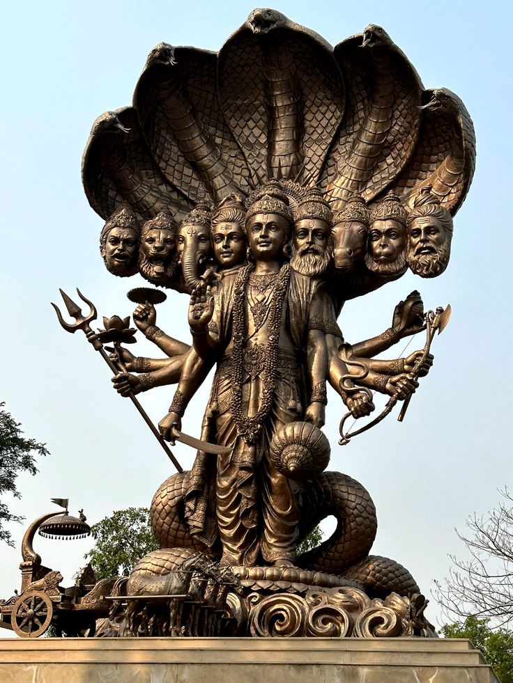 tez4d's tweet image. Older than the oldest gods others name, Vishnu reigns unchallenged.