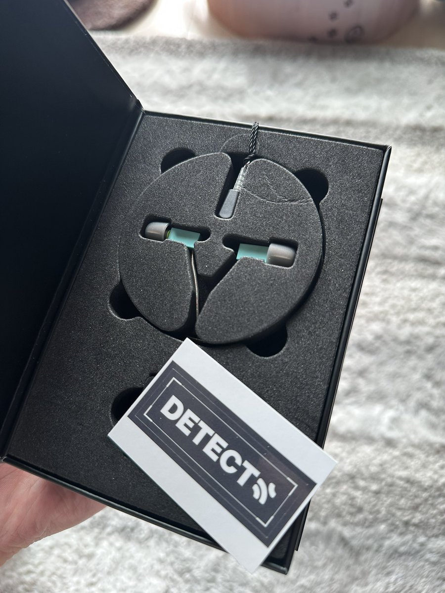 新品未開封　HID LABS DETECT　ゲーミングイヤホン HID-Labs DETECT ゲーミングイヤホン エイチアイディーラボ
