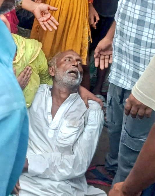 Umma_sayed1's tweet image. #Bihar This Hindutva man Vicky Patel k##lled Mohseen khan  just for ₹5...!!

Atanki                          Sabzi wala