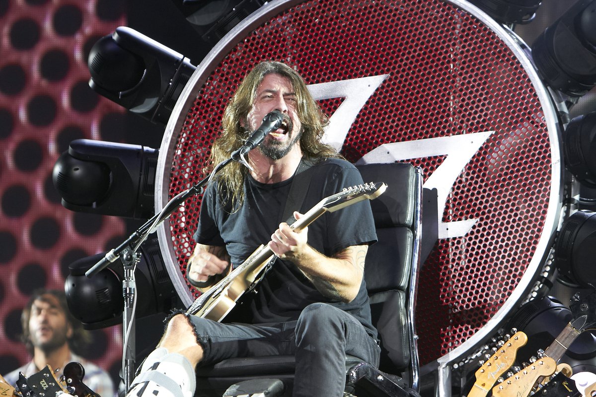 フーファイターズ　デイブグロール　ギターピック　日本公演 フーファイターズ foo fighters デイブ・グロール ギター ピック