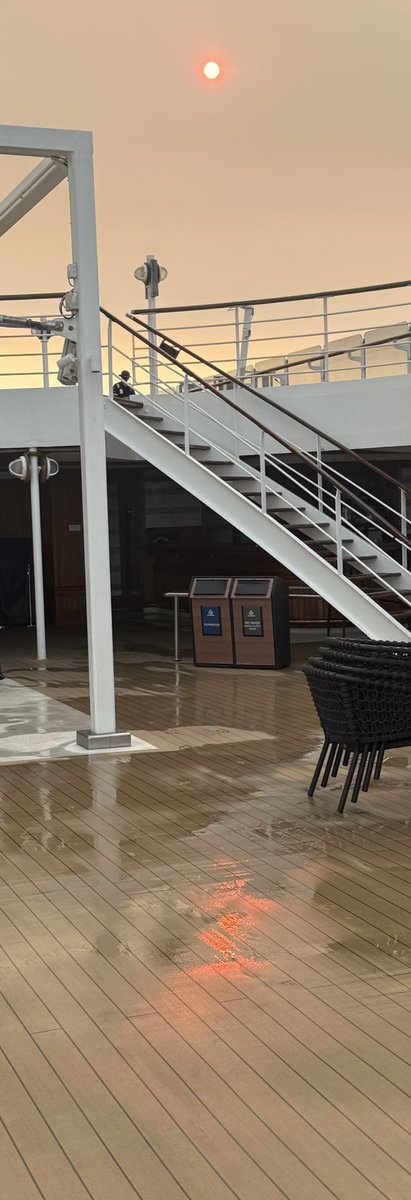 wapple15's tweet image. #ShadowsReflects &amp;amp; it needs a click.