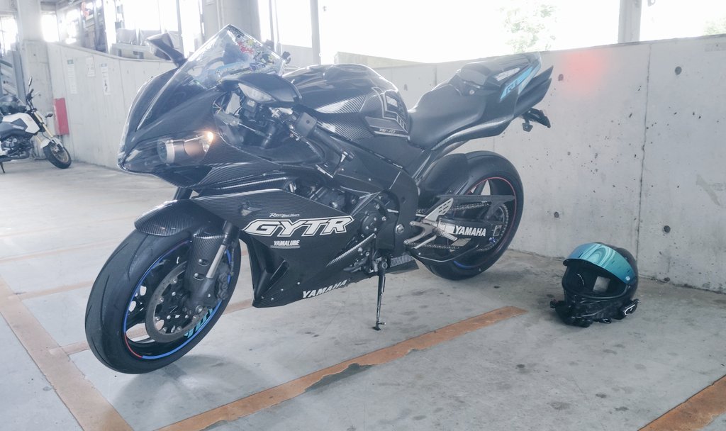 nagisa_yzf_R6's tweet photo. #YZF  #YZFR1  #4C8 https://t.co/2BmshaMnEc