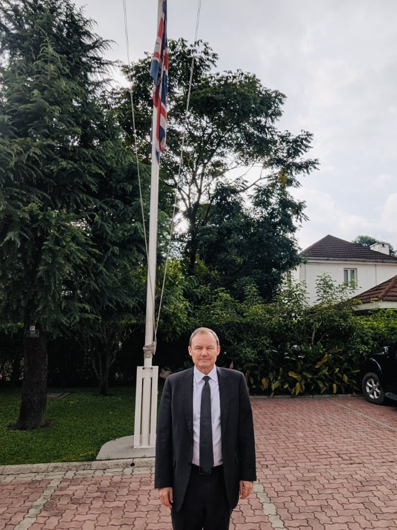 In solidarity with Nepal, our flag was at 1/2 mast yesterday. Heartfelt condolences to all affected. We admire the resilience of the Nepali people &amp; reaffirm our support as your interim government charts a democratic &amp; peaceful way forward. 
Your British friends are here to help.