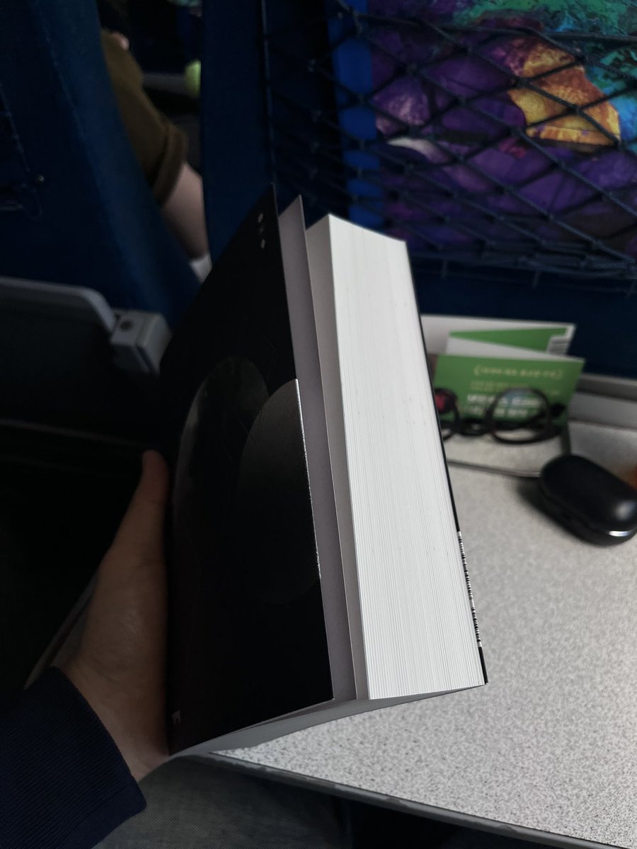 삼체 3부 시작... 하기 싫은 두께. 800p