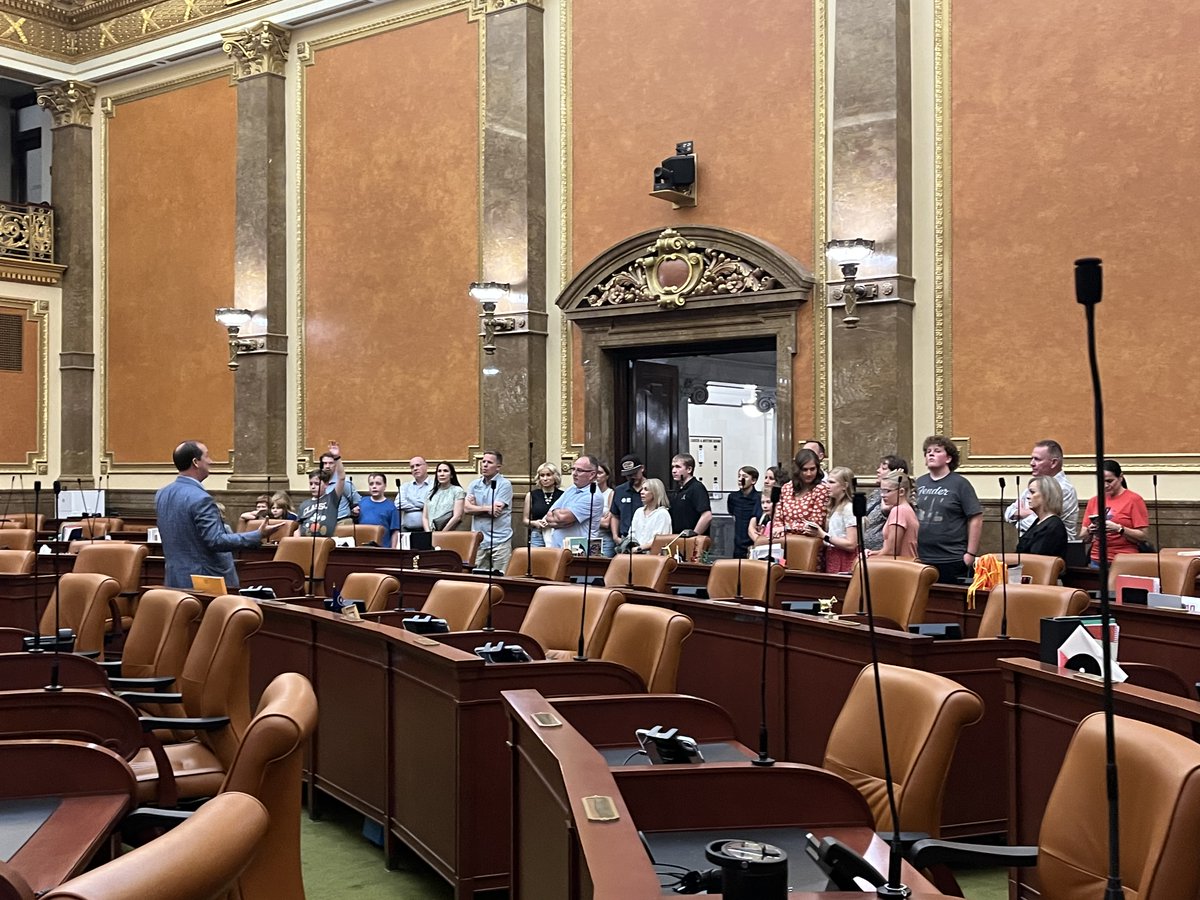 RepWhyte's tweet image. Happy Constitution Day! It was an honor to host tonight’s Family Night at the Capitol for our House District 63 to celebrate the 238th anniversary of the signing of the Constitution. Thank you to everyone who attended.