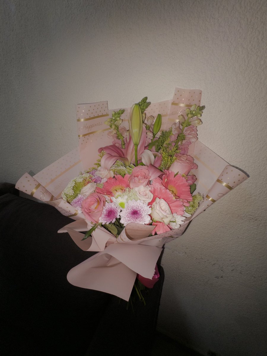 camiizav's tweet photo. qué bonito cumple https://t.co/brxen8OJkI