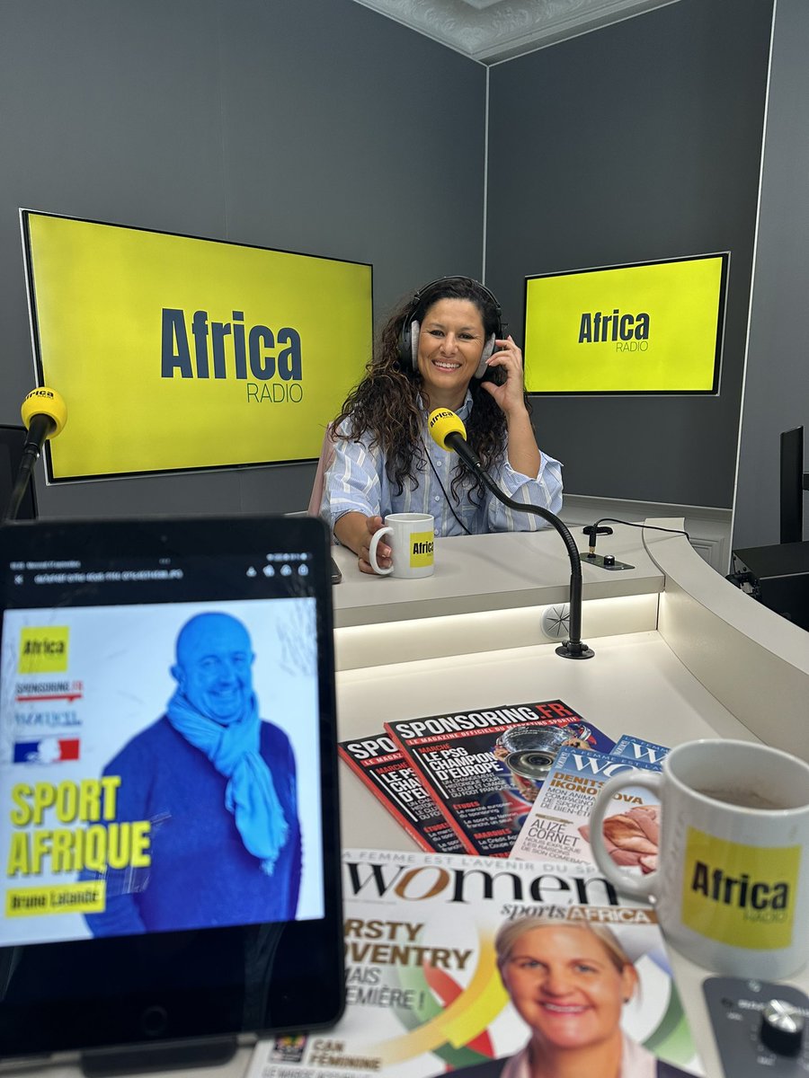 Bruno LALANDE (@brunolalande) on Twitter photo Rdv dimanche à 19h00 pour SPORT AFRIQUE sur <a href="/africaradioOFF/">Africa Radio</a>. Je recevrai une combattante, athlète de haut niveau qui a engagé avec force et détermination, une seconde carrière dans le coaching et la préparation physique : Djihene Abdellilah.
👉 linkedin.com/posts/brunolal… Rdv dimanche à 19h00 pour SPORT AFRIQUE sur <a href="/africaradioOFF/">Africa Radio</a>. Je recevrai une combattante, athlète de haut niveau qui a engagé avec force et détermination, une seconde carrière dans le coaching et la préparation physique : Djihene Abdellilah.
👉 linkedin.com/posts/brunolal…