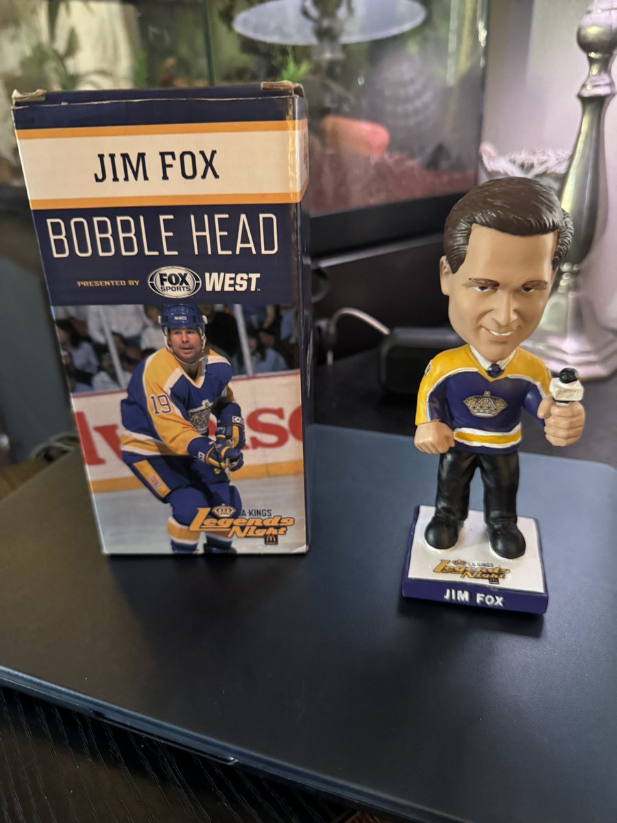 Sentient Ape ~ (JAMES) tweet media