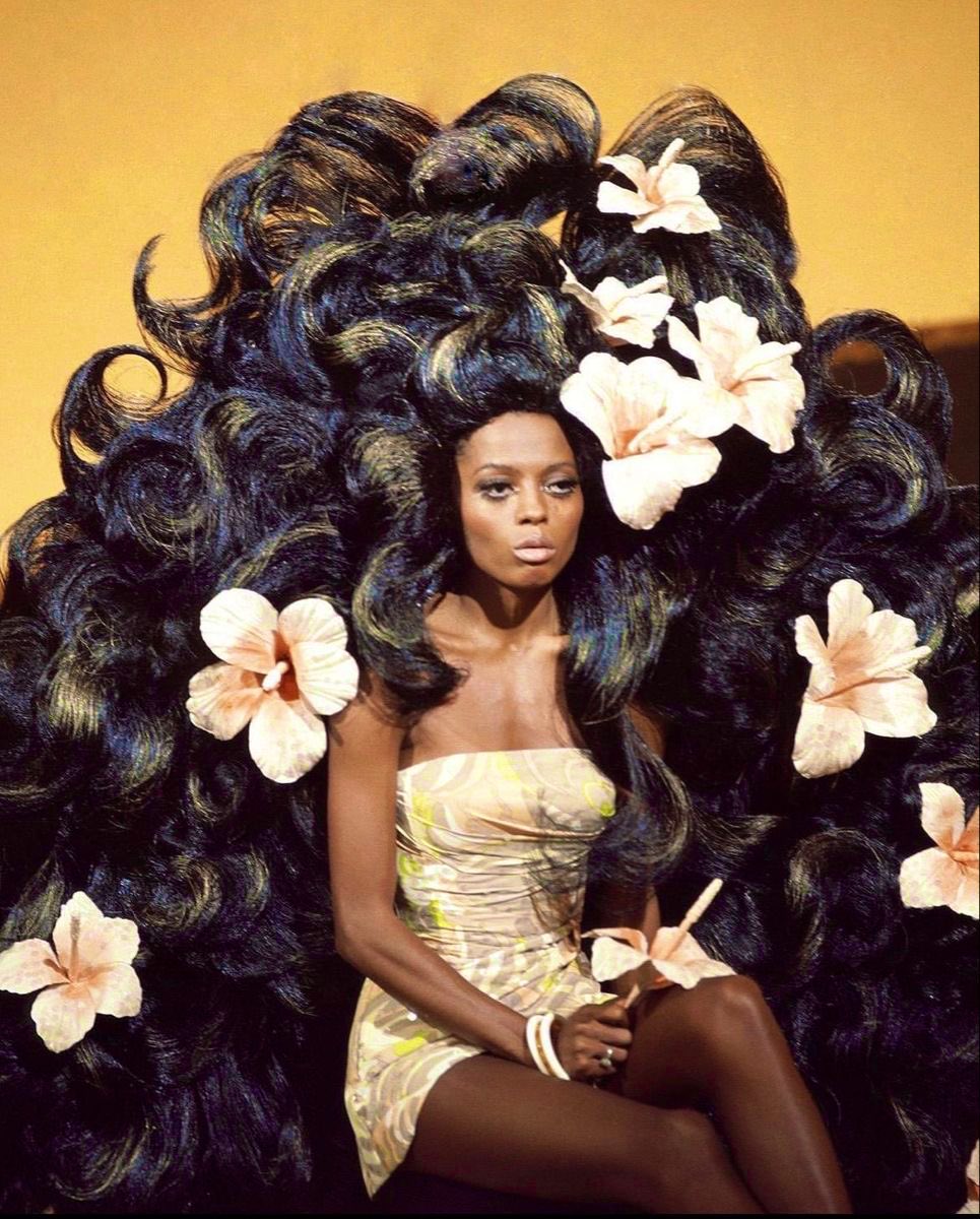 Diana Ross 

(Photographed by Frank Carroll, 1969)