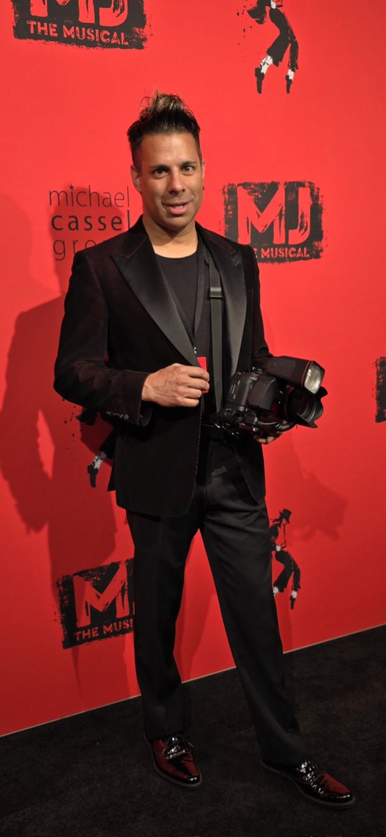 Working the red carpet at <a href="/MJtheMusical/">MJ</a> Opening Night #mjthemusicalau for <a href="/PeakHourImages/">Peak Hour Images</a>