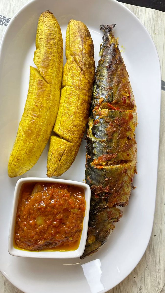 _Sironyeka's tweet image. This.                            Or.                That?