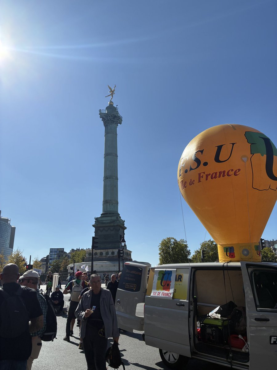 Après le mouvement #BloquonsTout le 10 septembre. Une nouvelle mobilisation a lieu ce jeudi partout en #France 🇫🇷.
À #Paris, une grande manifestation est prévue à l’appel de l’intersyndicale.

#18Septembre #F24