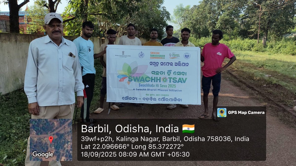 On the 2nd day of " SWACHHATA HI SEVA-2025" campaign under the theme of "SWACHHOTSAV" door to door awareness, cleanness drive in residential area and awareness rally of avoiding of single use plastic items 
#SHS2025 #SwachhataHiSeva2025 #Swachhotsav <a href="/HUDDeptOdisha/">H & UD Dept</a>