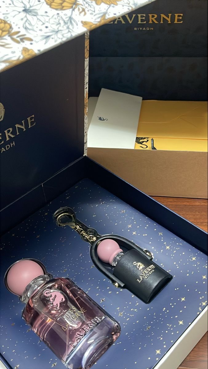 越, ELOISE. tweet media