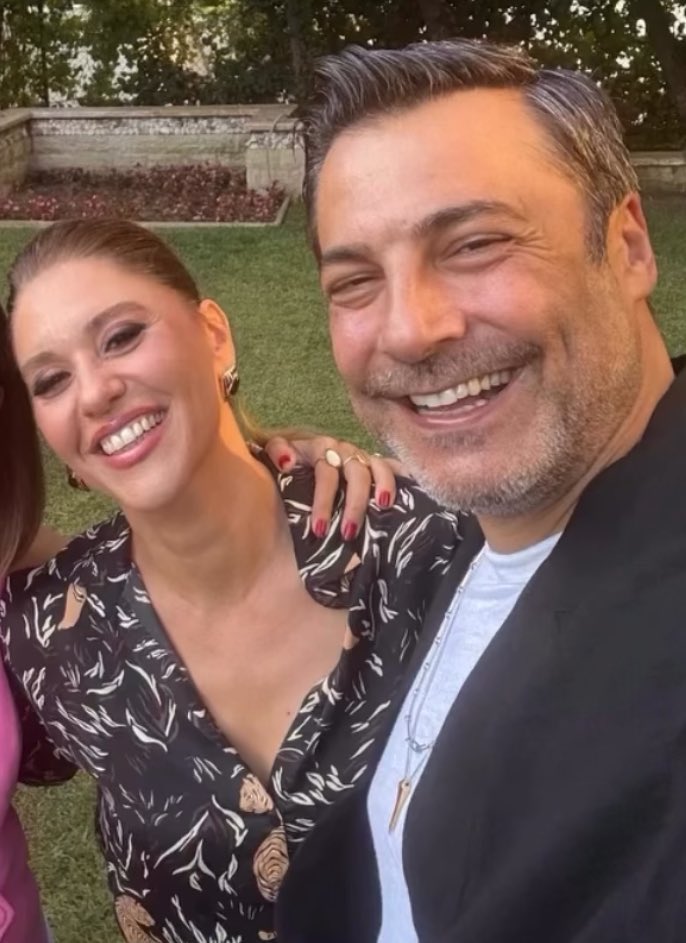 Sabah Ömürle röportaj yapılmış akşam da birlikte Şerbo izlenmiş o gün🤭🤍

They were together all day…
#EvrimAlasya #BarışKılıç