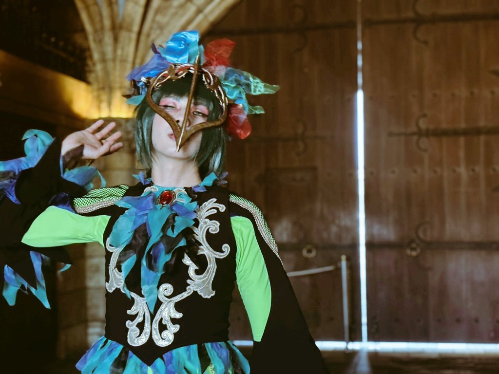 める　dハロ カラス Amazon.co.jp: [マルユリヤ] M Into the Frenzy フレンジー