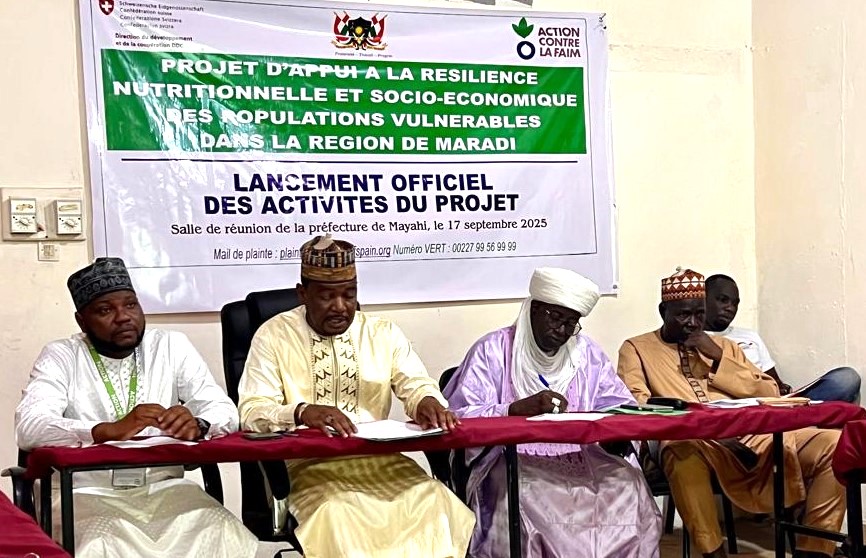 📍#Mayahi  17/09/2025  <a href="/ACFNiger1/">Action Contre la Faim au Niger</a> 🇳🇪 a lancé un projet multisectoriel pour renforcer la résilience nutritionnelle et socio-économique des populations vulnérables. Financé par la Coopération Suisse🇨🇭, il vise +157 000 bénéficiaires de Attantané, Maireyrey, Mayahi et Tchaké.