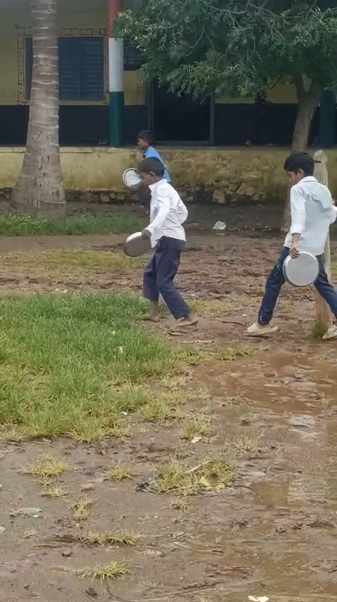 My village name gothe tq jamkhandi district Bagalkot pin 587330  
Govt Primary school  gothe. plz sir.madam 
Please take immediate action to perform and complete the work properly..
First inform to belonging officer to take necessary action..<a href="/CMofKarnataka/">CM of Karnataka</a> <a href="/DKShivakumar/">DK Shivakumar</a>