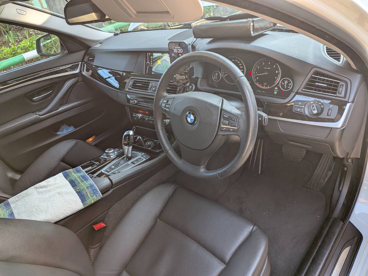 cruce_car's tweet photo. H23年BMW528iツーリング
3.5万キロ、車検R8.11　アルピンホワイト、右ハンドル、黒皮シート、サンルーフ
乗り出し100万円です。
内外装キレイでオススメの一台です。 https://t.co/qmB02fBgQD