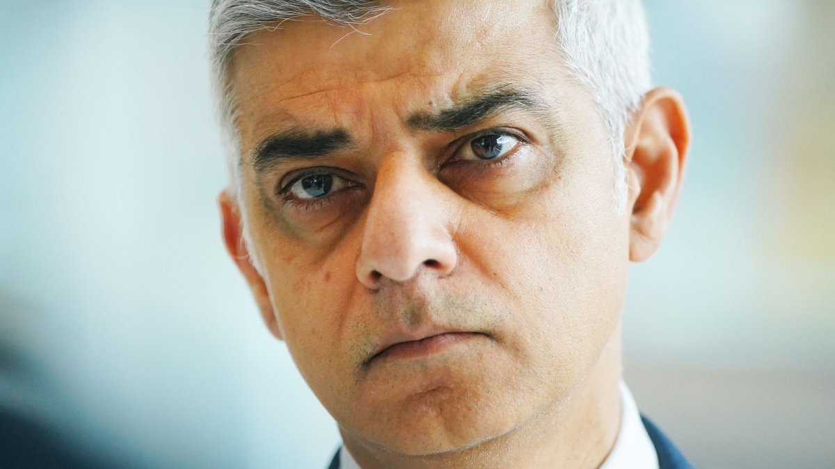 🚨BREAKING: SADIQ KHAN HID STUDY EXPOSING LTN FAILURE 🚗💥

It’s now revealed that Sadiq Khan’s officials concealed taxpayer-funded research proving Low Traffic Neighbourhoods (LTNs) don’t actually reduce car usage.

🔴 Transport for London chose not to publish findings
🔴