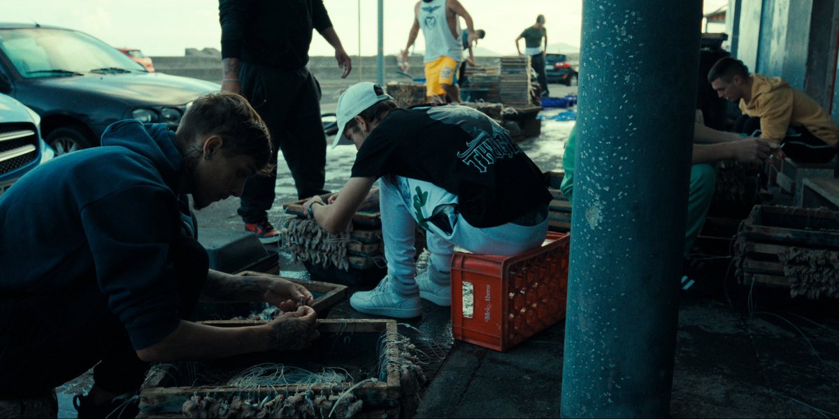 Portocabo's tweet image. Cuando la ficción se inspira en lo imposible: @NetflixES estrena el documental #MaréBranca, la verdadera historia que inspiró #RabodePeixe. 

Producida por #PortocaboAtlántico. 

17 de octubre en #Netflix 🌊💥
