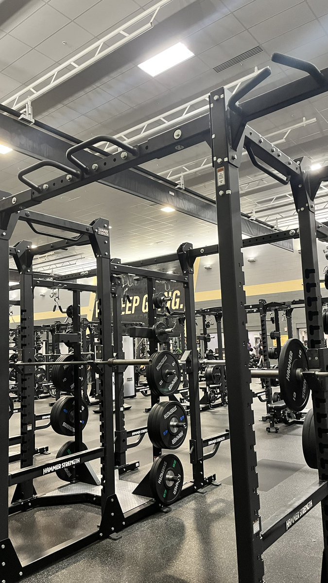 早起きしたけどゲームやる気起きなかったのでジムきた