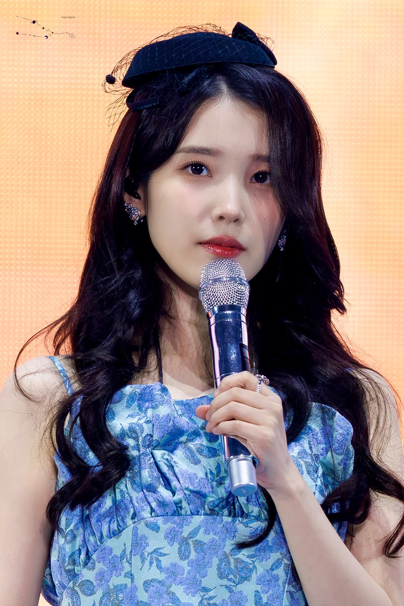 iu_snoopy tweet picture