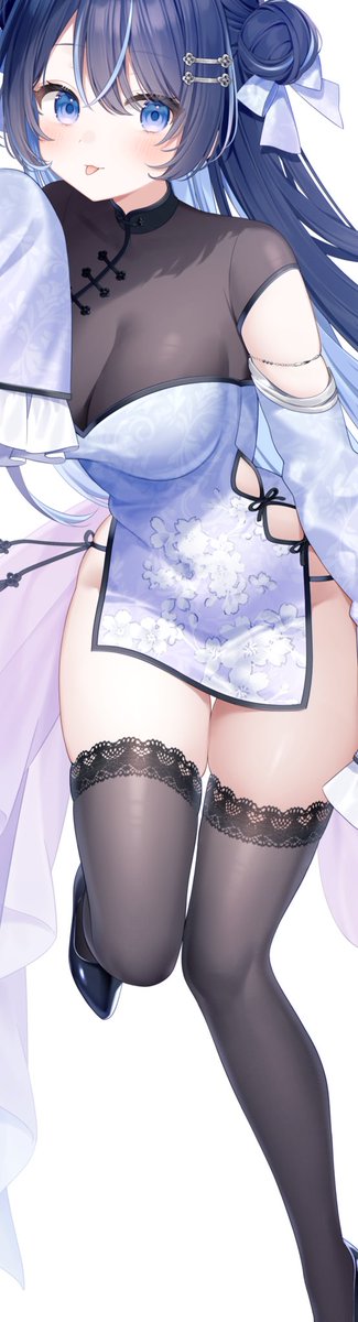 #秋のVtuber太もも祭り

お顔も見てね🩵