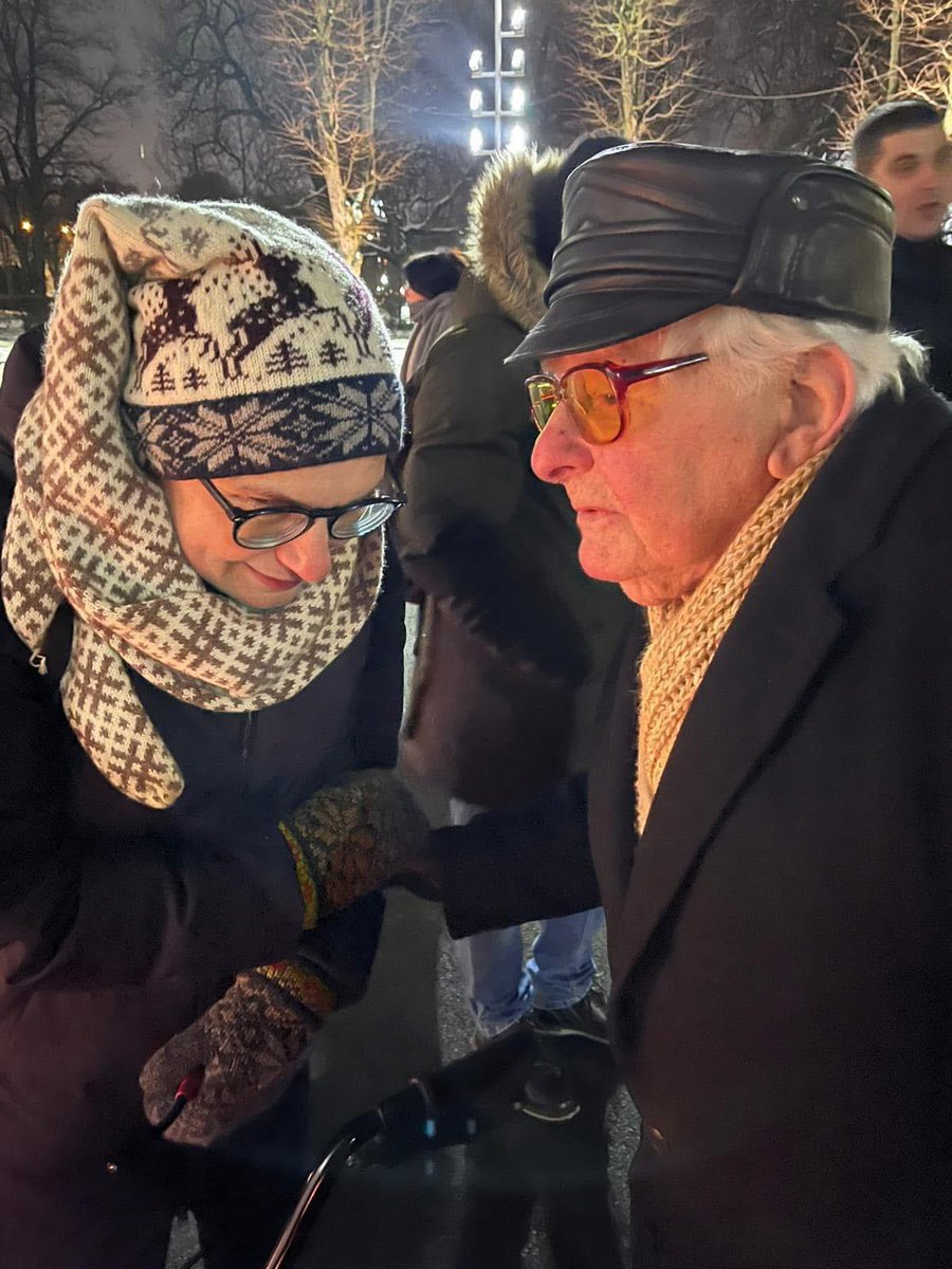 Šodien Marģeram (Meieram) Vestermanim 💯 gadu jubileja. Paldies viņam par mūža darbu, par liecības spēku, ar kādu jūs esat stāvējis pretim aizmirstībai un klusēšanai. Marģera simtgade ir dāvana mums visiem! Lehaim! 🌿