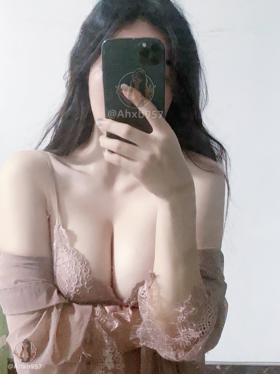 Aaron (@ahxb957) on Twitter photo 