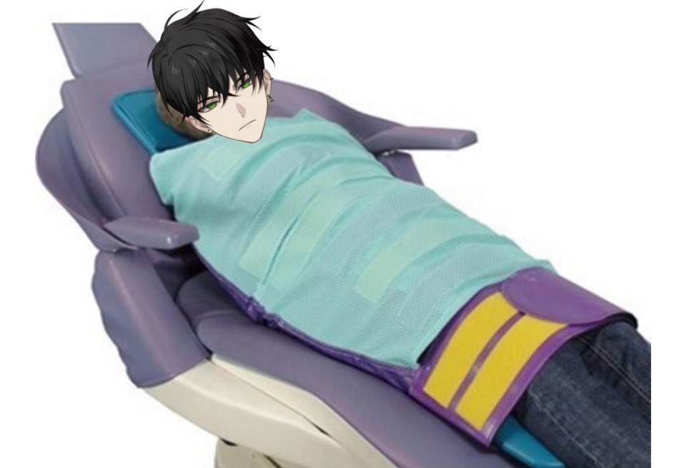 내가 치과를 무서워하게 된 이유 :

어린시절 이렇게 묶여서 치료 받음. 
어느순간부터 날뛰어서 묶는건지 저게 싫어서 날뛰는건지 혼란스러움

근데 이거 저만 당했나요?