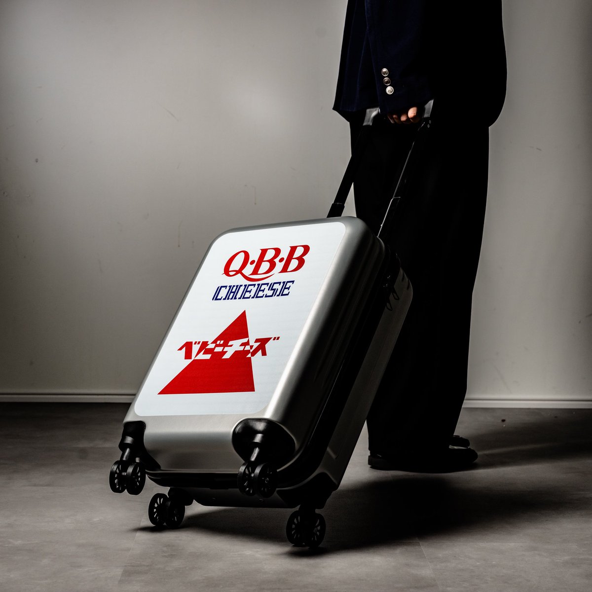 新品未使用 ラスト賞 ベビーチーズスーツケース Q・B・B 🧀ドキドキくじ第二弾Q・B・Bチーズコラボ🧀 ラスト賞「ベビーチーズ