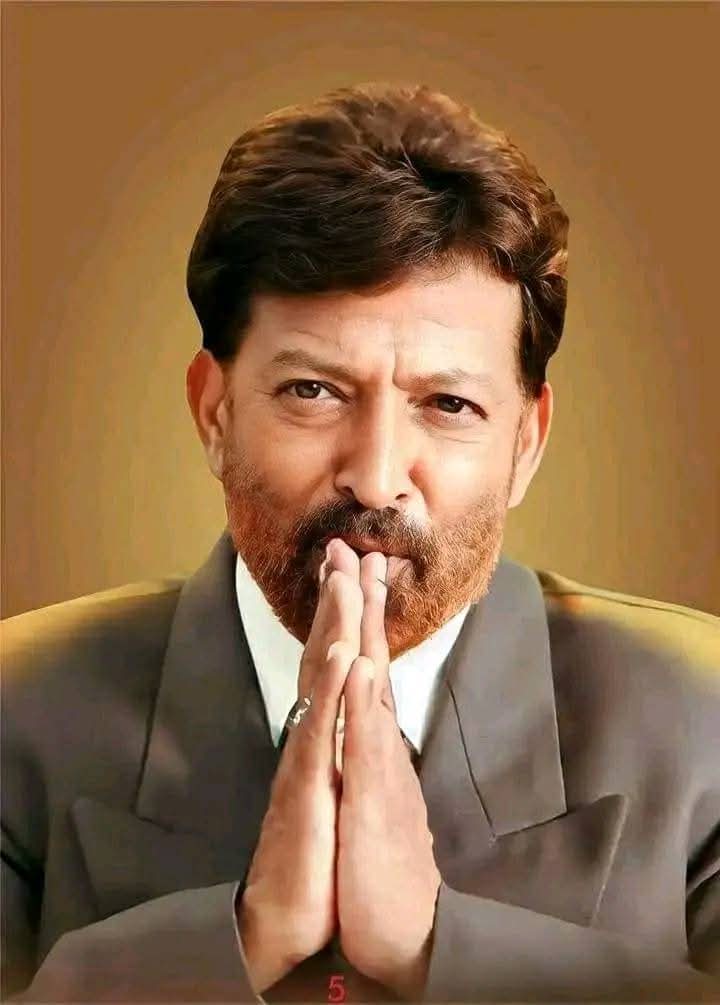 ಕನ್ನಡ ಚಿತ್ರರಂಗದ ಹೆಮ್ಮೆಯ ನಟ, ಸಾಹಸ ಸಿಂಹ, ಕರ್ನಾಟಕ ರತ್ನ ಡಾ. ವಿಷ್ಣುವರ್ಧನ್ ರವರ 75ನೇ ಜನ್ಮ ದಿನೋತ್ಸವದಂದು ಗೌರವಪೂರ್ವಕ ನಮನಗಳು.

ಹಲವಾರು ಮೌಲ್ಯಯುತ ಚಿತ್ರಗಳು, ಮಾದರಿ ವ್ಯಕ್ತಿತ್ವದ ಮೂಲಕ ಅಭಿಮಾನಿಗಳ ಹೃದಯದಲ್ಲಿ ಸ್ಥಾನ ಪಡೆದಿರುವ ಶ್ರೀ ವಿಷ್ಣುವರ್ಧನ್ ರವರ ಕಲಾಸೇವೆ ಅಜರಾಮರ.

#DrVishnuvardhan
