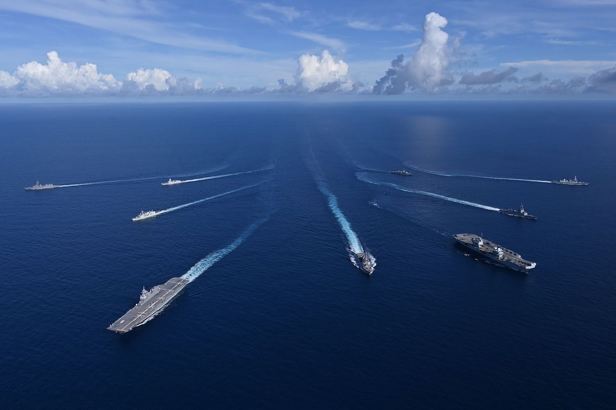 JMSDF_SDF_ENG's tweet photo. From 9 through 14 Sept., JS #KAGA and JS #AKEBONO(#IPD25), conducted a multi-lateral exercise with Royal Navy and Air Force, U.S. Navy, Royal Australian Navy, Royal Canadian Navy and Royal Norwegian Navy from the East China Sea to the Western Pacific. 🇯🇵🇬🇧🇺🇸🇦🇺🇨🇦🇳🇴
#FOIP #PWLS https://t.co/6rcDHbICnE